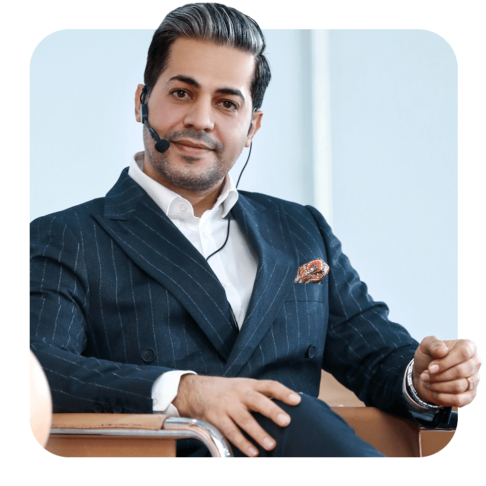 مجتبی منصوری مشاور رشد کسب و کار زیبایی